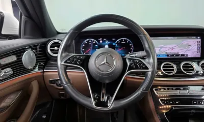 Mercedes-Benz E-Class 2021, 32915 км, за 31442.83 USD - фото 13
