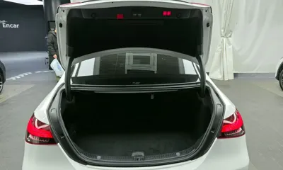 Mercedes-Benz E-Class 2021, 32915 км, за 31442.83 USD - фото 20