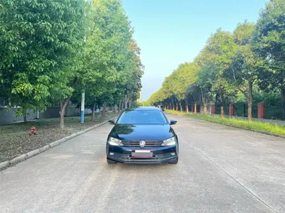 Volkswagen Sagitar 2015, 100000 км, за 5149.99 USD