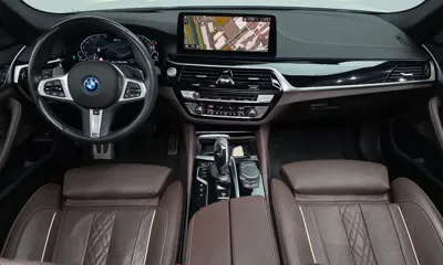 BMW 5-Series 2023, 40722 км, за 31705.4 USD - фото 7