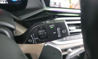 BMW X7 2021, 43557 км, за 51493.95 USD - фото 28