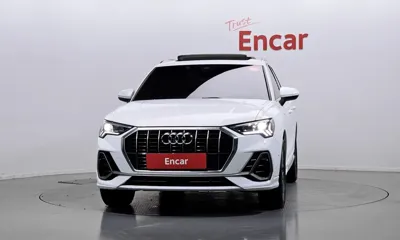 Audi Q3 2022, 28385 км, за 35163.1 USD