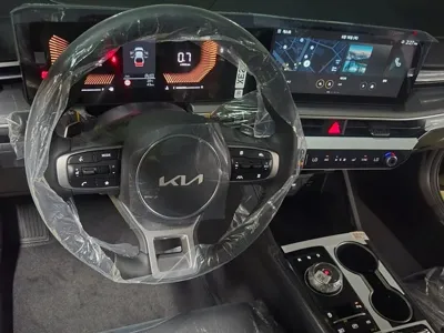 Kia K5 2026, 43 км, за 28358.03 USD - фото 18