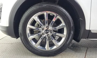 Kia Sorento 2017, 126243 км, за 9839.83 USD