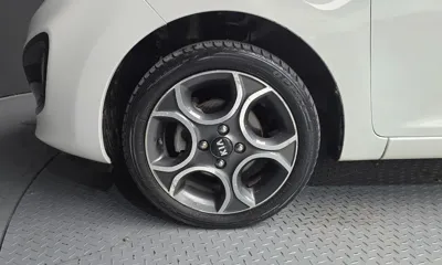 Kia Morning 2013, 140004 км, за 2275.24 USD