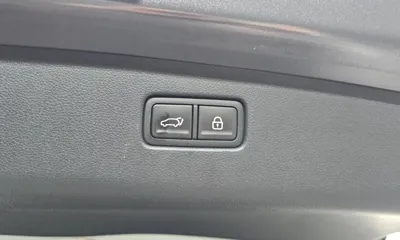 Genesis GV70 2021, 135303 км, за 16404.1 USD - фото 33