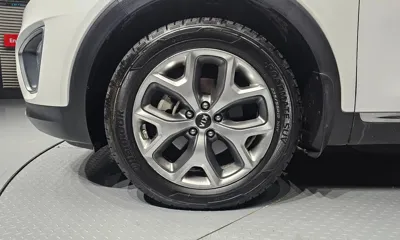 Kia Sorento 2015, 134575 км, за 6557.7 USD