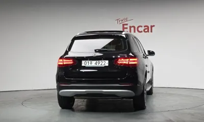 Mercedes-Benz GLC-Class 2019, 66347 км, за 17657.87 USD