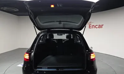 Mercedes-Benz GLC-Class 2019, 66347 км, за 17657.87 USD - фото 20