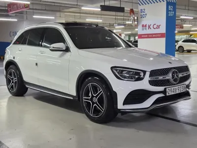 Mercedes-Benz GLC-Class 2020, 72885 км, за 21162.98 USD