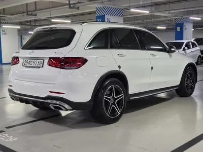 Mercedes-Benz GLC-Class 2020, 72885 км, за 21162.98 USD
