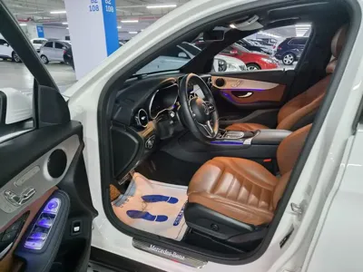 Mercedes-Benz GLC-Class 2020, 72885 км, за 21162.98 USD - фото 16