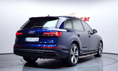 Audi Q7 2022, 53212 км, за 44561.58 USD