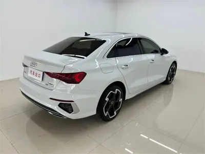 Audi A3 2023, 35000 км, за 23579.95 USD