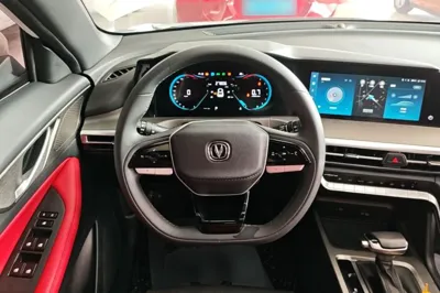 Changan CS35PLUS 2023, 27799 км, за 11346 USD - фото 13