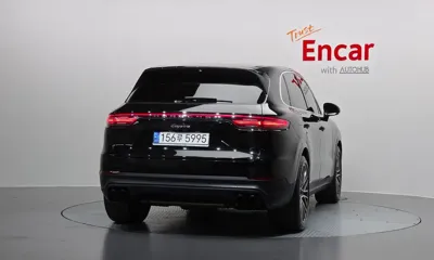 Porsche Cayenne 2023, 34220 км, за 60824.93 USD
