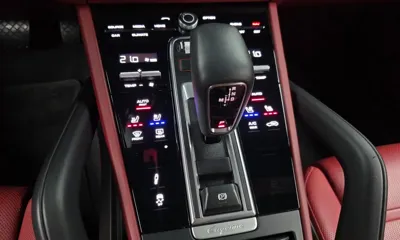 Porsche Cayenne 2023, 34220 км, за 60824.93 USD - фото 9