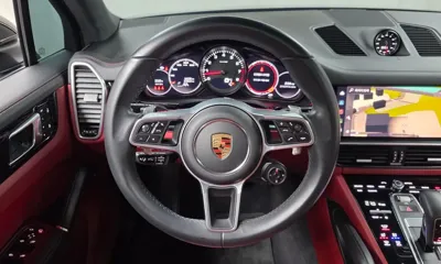 Porsche Cayenne 2023, 34220 км, за 60824.93 USD - фото 13