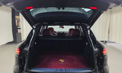 Porsche Cayenne 2023, 34220 км, за 60824.93 USD - фото 20