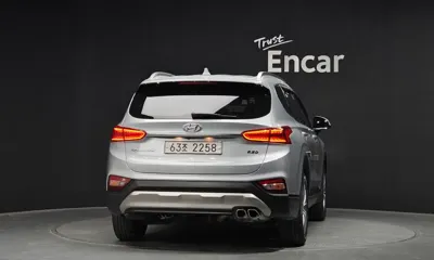 Hyundai Santafe 2019, 81987 км, за 10967.95 USD