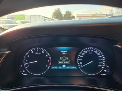 Hyundai Equus 2015, 175641 км, за 6081.44 USD - фото 8