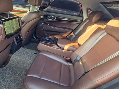 Hyundai Equus 2015, 175641 км, за 6081.44 USD - фото 13