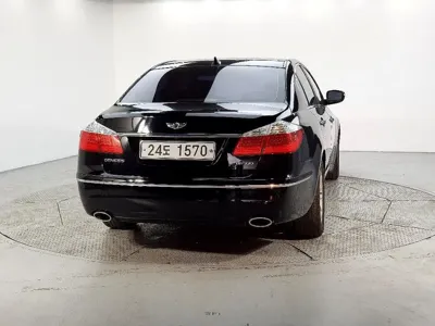 Hyundai Genesis 2008, 190000 км, за 1554.78 USD