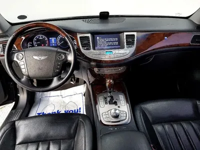 Hyundai Genesis 2008, 190000 км, за 1554.78 USD