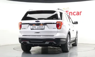 Ford Explorer 2018, 110445 км, за 9109.85 USD