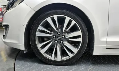 Lincoln MKZ 2017, 54386 км, за 9481.33 USD