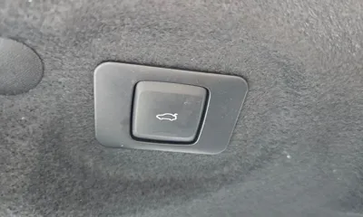 Lincoln MKZ 2017, 54386 км, за 9481.33 USD - фото 20