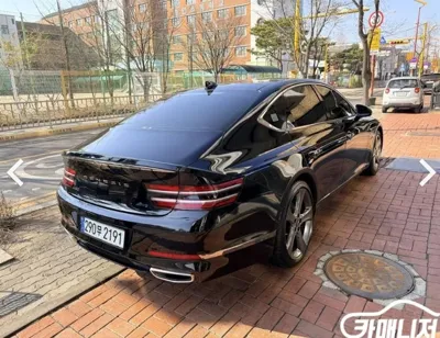 Genesis G80 2021, 53000 км, за 23565.71 USD