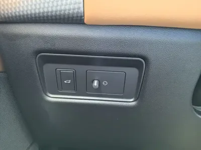 Land Rover Sport 2021, 86900 км, за 63302.87 USD - фото 20