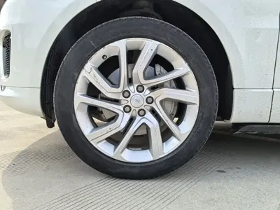 Land Rover Sport 2021, 86900 км, за 63302.87 USD - фото 32