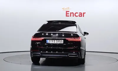 Audi A6 2021, 82379 км, за 18574.84 USD