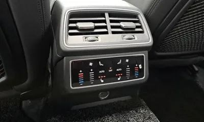 Audi A6 2021, 82379 км, за 18445.58 USD - фото 30