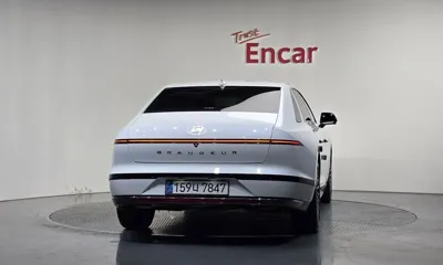 Hyundai Grandeur 2024, 23494 км, за 27621.39 USD
