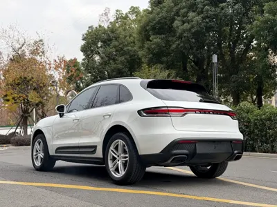 Porsche Macan 2024, 27000 км, за 45440.69 USD - фото 10