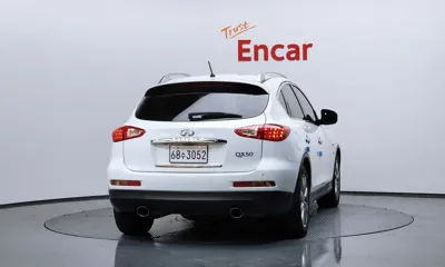 Infiniti QX50 2015, 88079 км, за 6240.14 USD