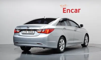 Hyundai Sonata 2012, 171340 км, за 2539.56 USD