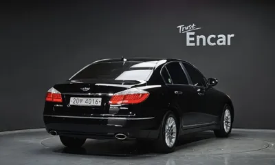 Hyundai Genesis 2010, 139150 км, за 2312.52 USD