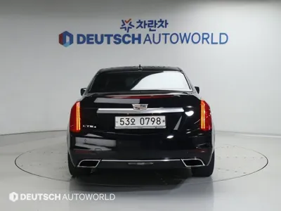 Cadillac CTS 2015, 68800 км, за 9432.74 USD