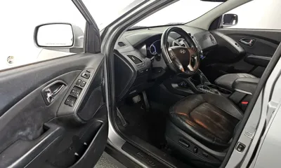 Hyundai Tucson 2011, 76586 км, за 3898.25 USD - фото 11