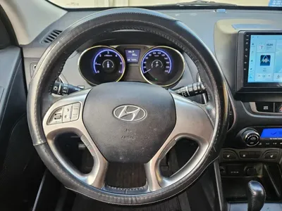 Hyundai Tucson 2011, 76586 км, за 3898.25 USD - фото 13