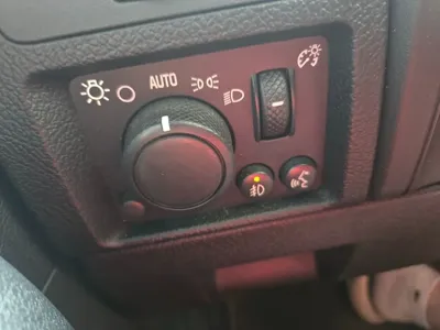 Hummer H3 2008, 215000 км, за 8775.92 USD - фото 16