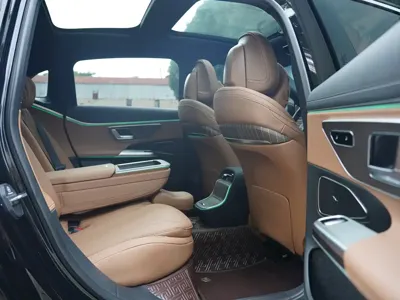 Mercedes-Benz E-Class 2024, 15000 км, за 48527.46 USD