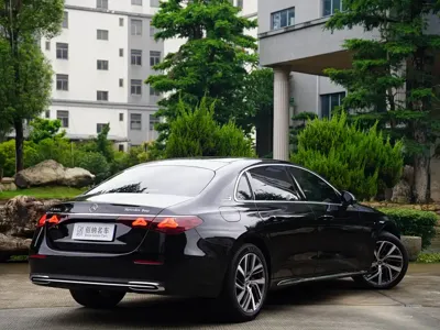 Mercedes-Benz E-Class 2024, 15000 км, за 48527.46 USD