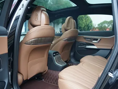 Mercedes-Benz E-Class 2024, 15000 км, за 48527.46 USD - фото 15