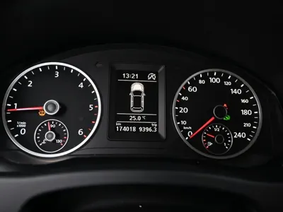 Volkswagen Tiguan 2014, 174013 км, за 4659.29 USD - фото 8