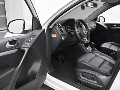 Volkswagen Tiguan 2014, 174013 км, за 4659.29 USD - фото 11
